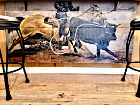 You'll love this western themed Branson condo at Pointe Royale.