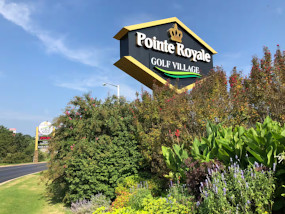 This is the entrance sign to Pointe Royale Branson. Welcome!