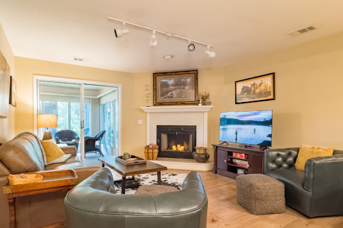 Branson condo living room at Pointe Royale