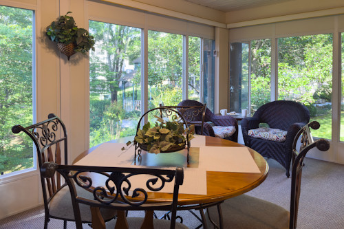 Here is the sunroom at this Pointe Royale Branson condo